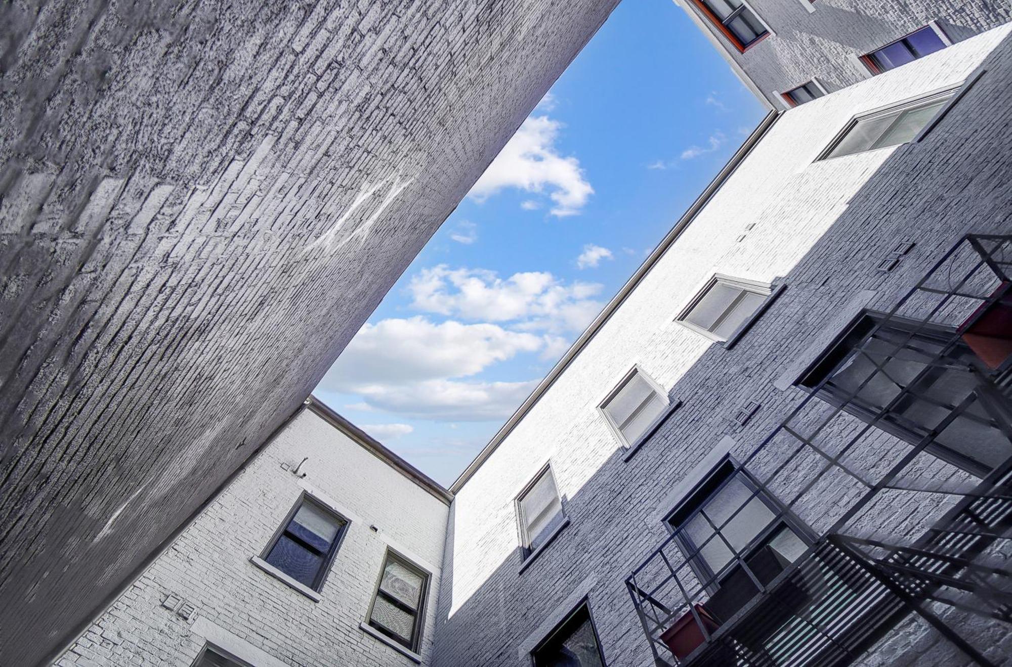 Sunny Downtown Apartment, Walk To Washington Park! Cincinnati Buitenkant foto
